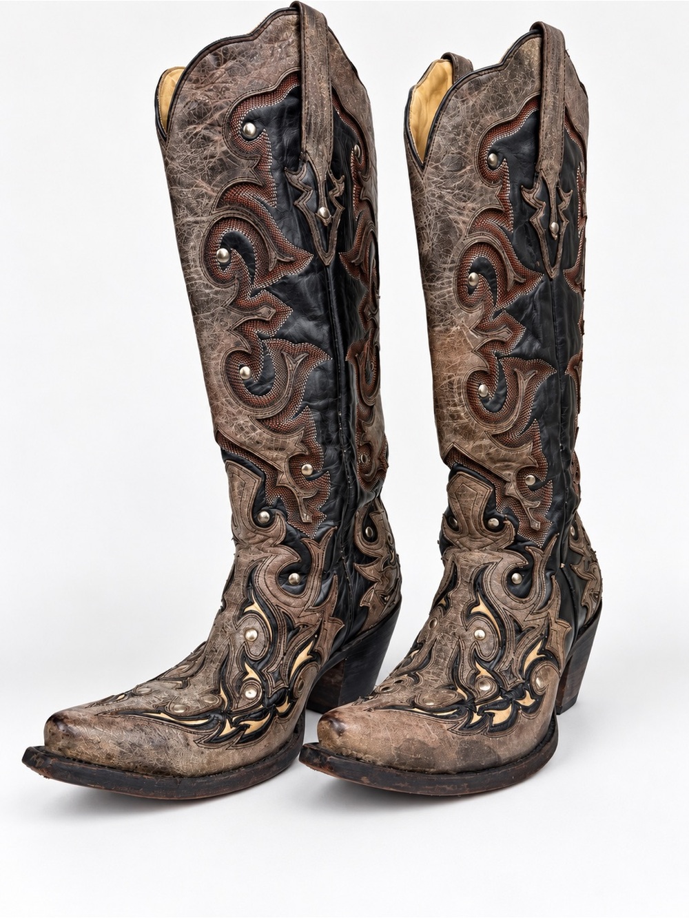 Corral G1069 Distressed Leather Studded Western Boots Size 7.5 M